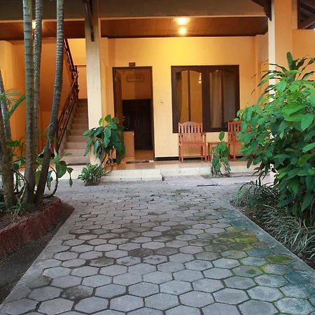 Puri Senggigi Hotel Mangsit Exterior foto